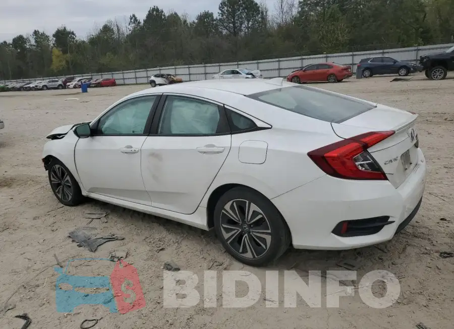 2HGFC1F3XHH648818 Photo# 2