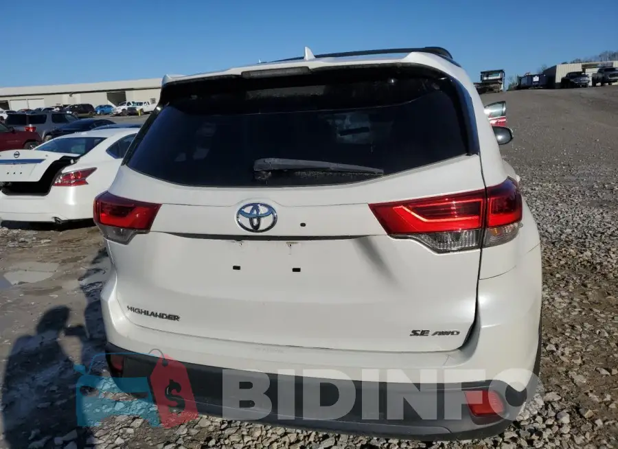 5TDJZRFH0JS562216 Photo# 6