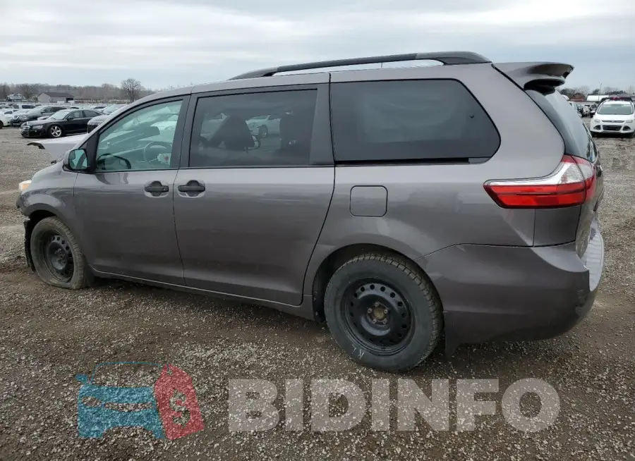 5TDZZ3DCXHS818282 Photo# 2