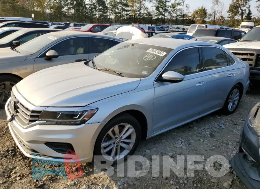 1VWSA7A35LC008733 Photo# 1