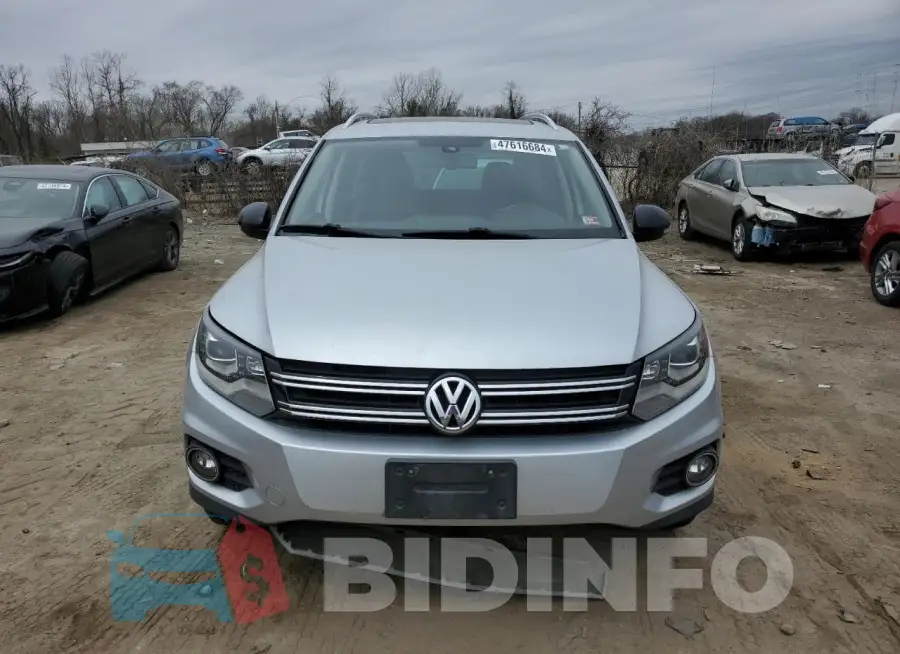 WVGUV7AX6HW504662 Photo# 5