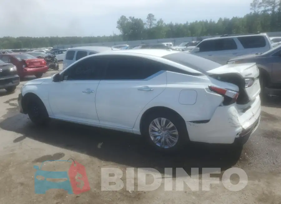 1N4BL4BV9KC166024 Photo# 2