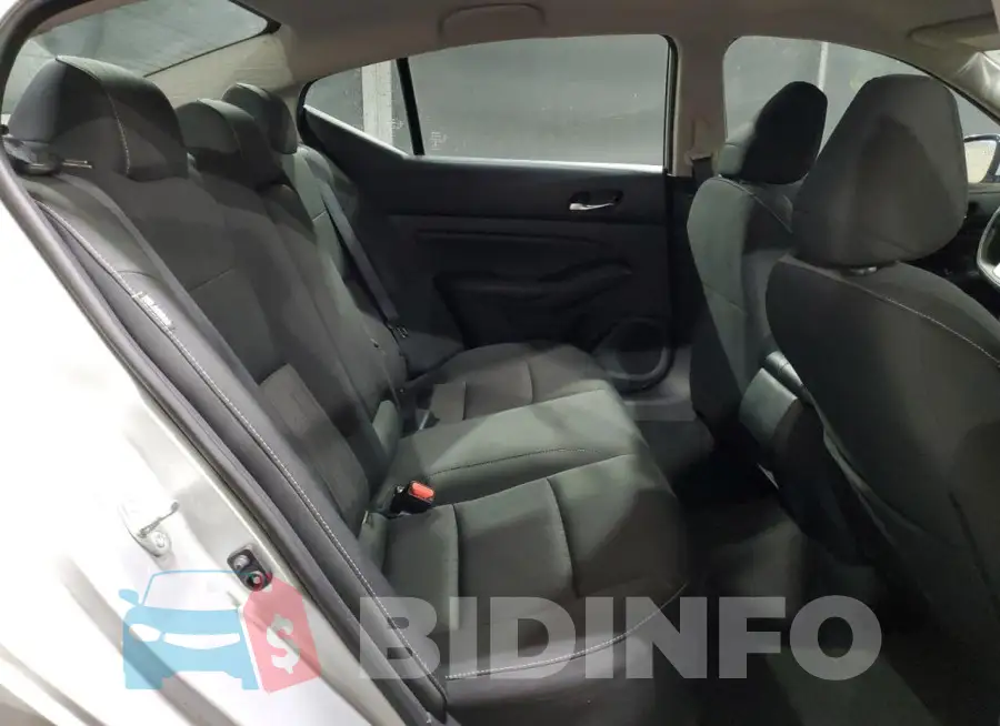 1N4BL4DV2NN387700 Photo# 10