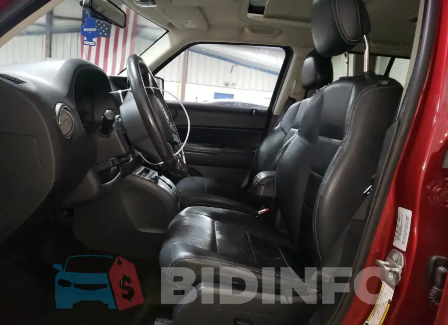 1C4NJRFB8GD597949 Photo# 7