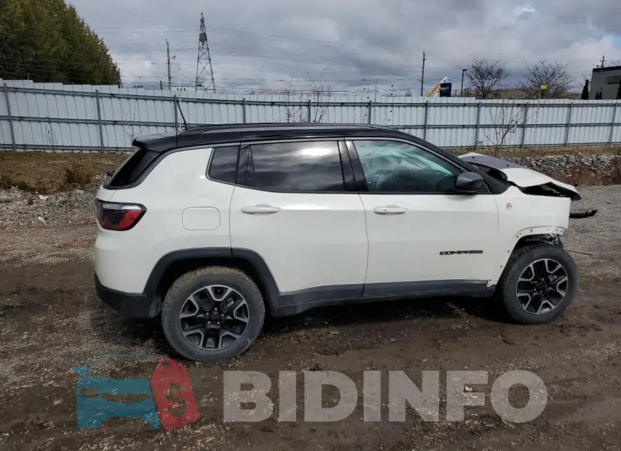 3C4NJDDB7MT530089 Photo# 3