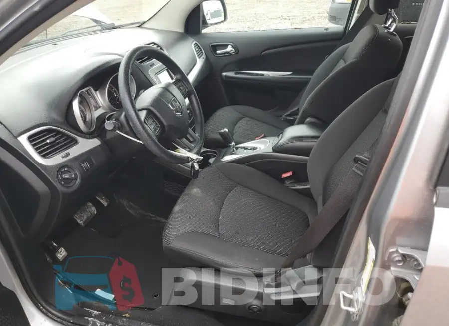 3C4PDCBG8HT532948 Photo# 7