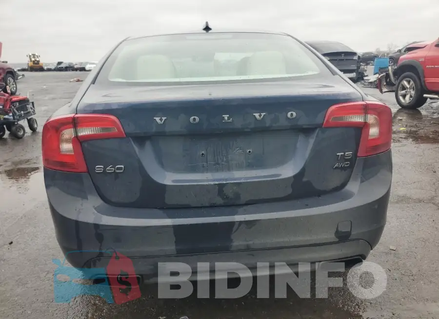 YV1612TK8F2334932 Photo# 6