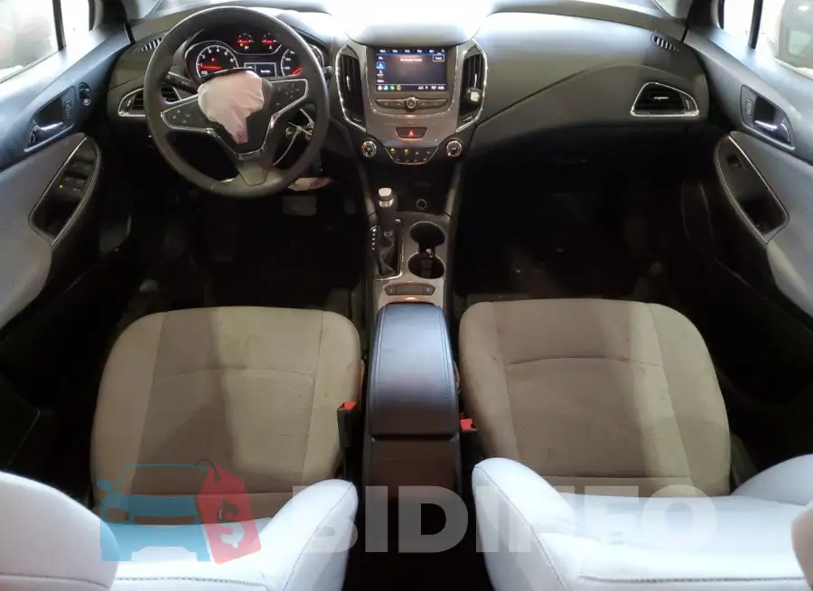 3G1BC6SM6KS555882 Photo# 8