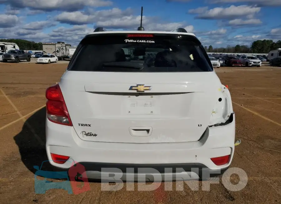 KL7CJLSB6KB857888 Photo# 6