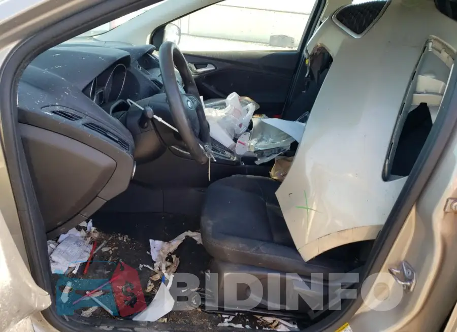 1FADP3K28FL224126 Photo# 7