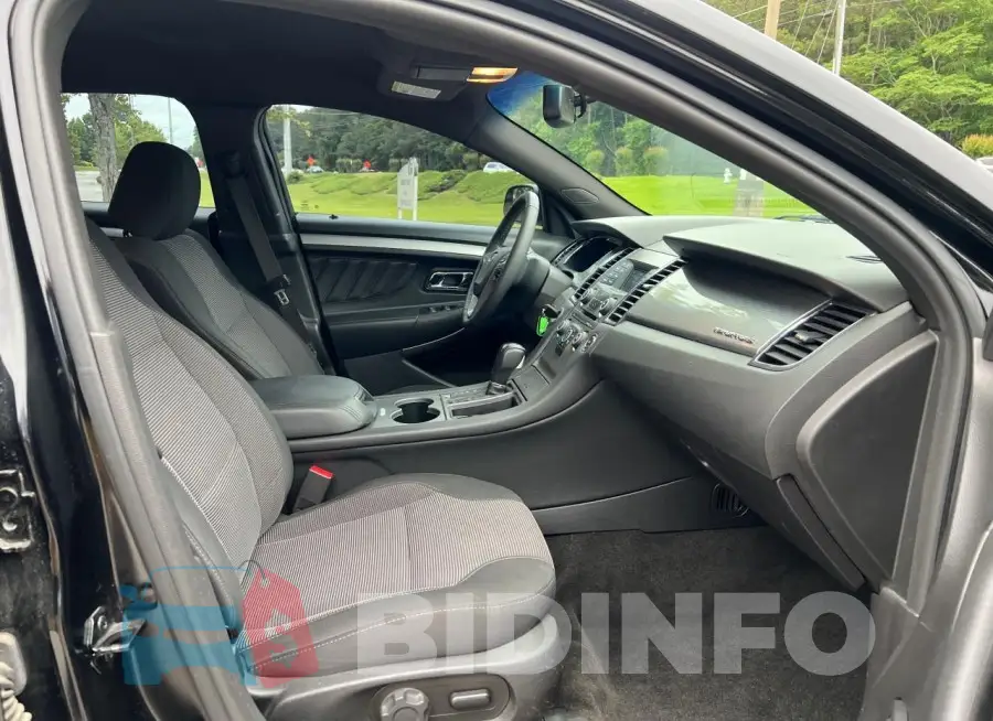1FAHP2E81JG135155 Photo# 5