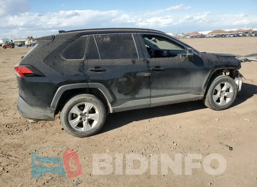 2T3W1RFV1MC104188 Photo# 3