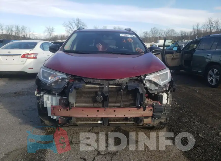 2T3ZFREV5JW441988 Photo# 5