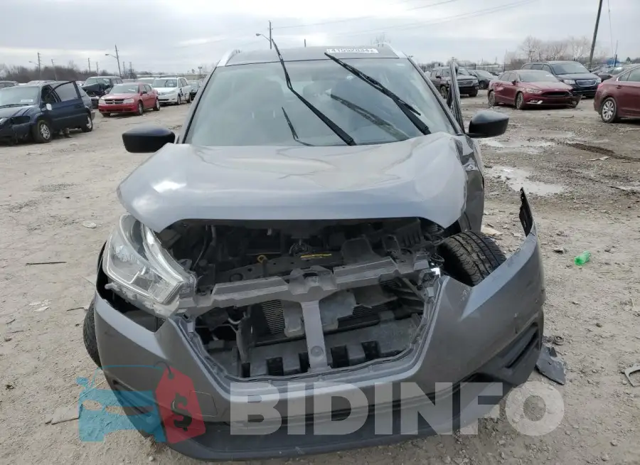 3N1CP5CU3JL526425 Photo# 5
