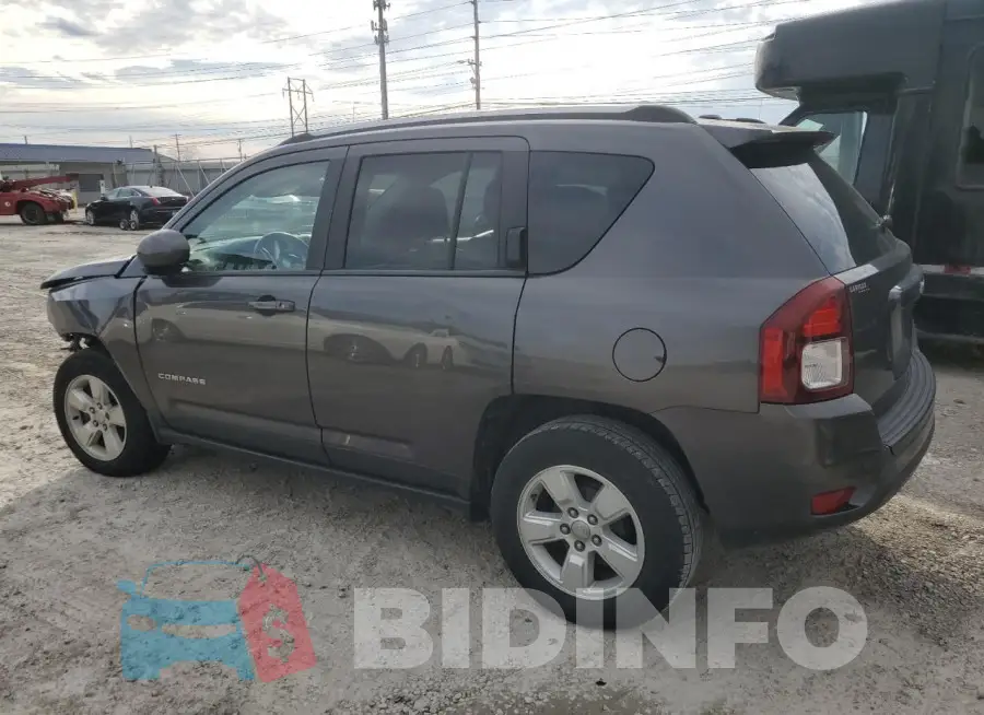 1C4NJCEA9HD206945 Photo# 2