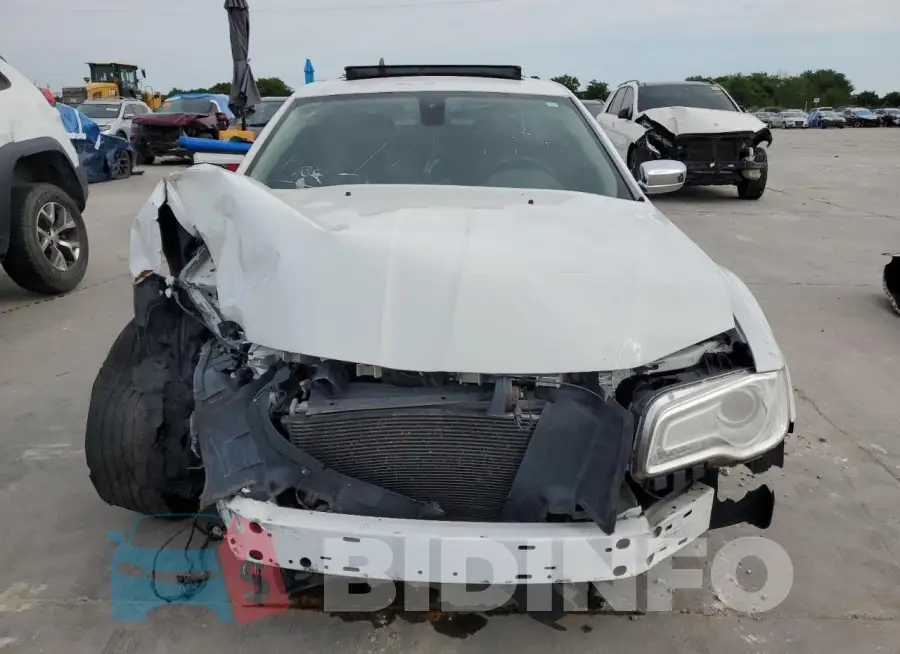 2C3CCAEGXGH182073 Photo# 5