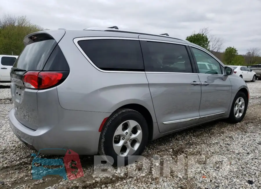 2C4RC1EGXHR559857 Photo# 3