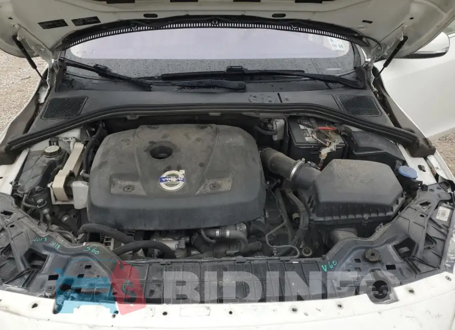 YV140MFB3F1315812 Photo# 11