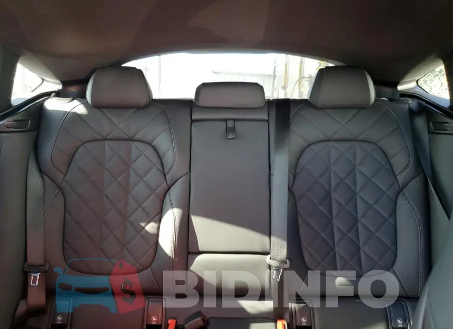 5UX33EX00R9V07477 Photo# 10