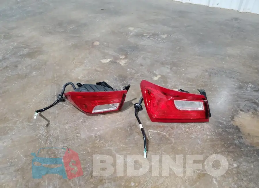 1G1ZD5ST0PF168186 Photo# 12