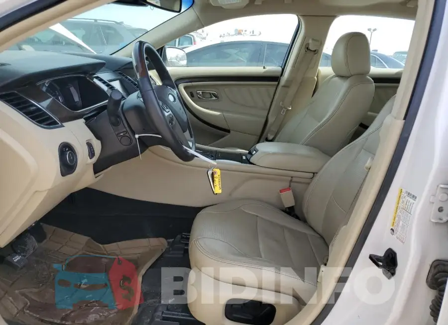 1FAHP2F88FG163069 Photo# 7