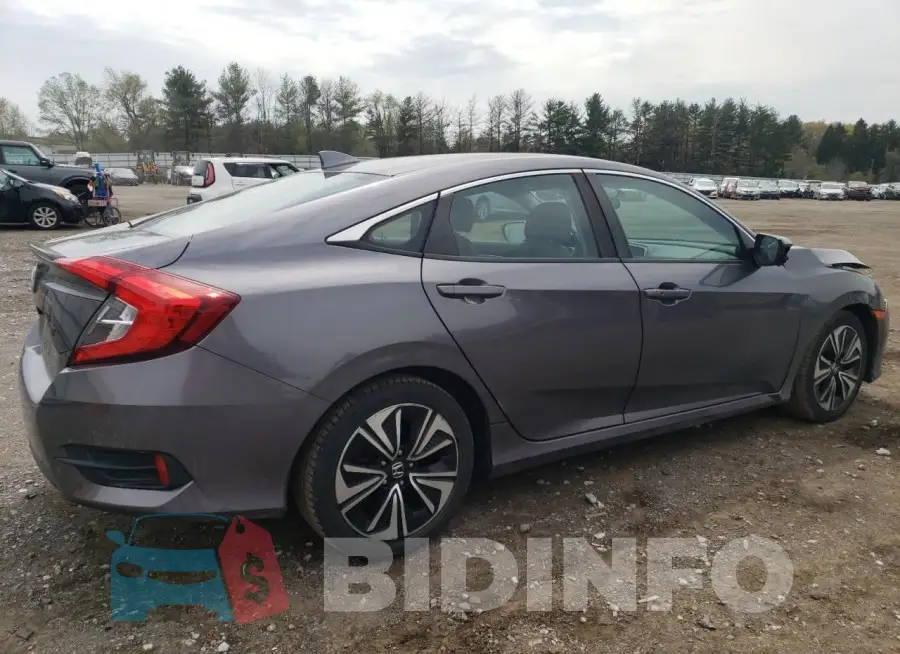 19XFC1F30HE201540 Photo# 3