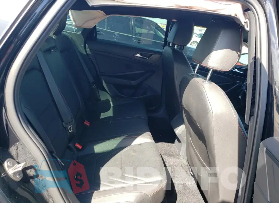 3VW5T7BU9MM021404 Photo# 10
