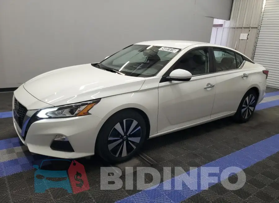 1N4BL4DV0NN377554 Photo# 1