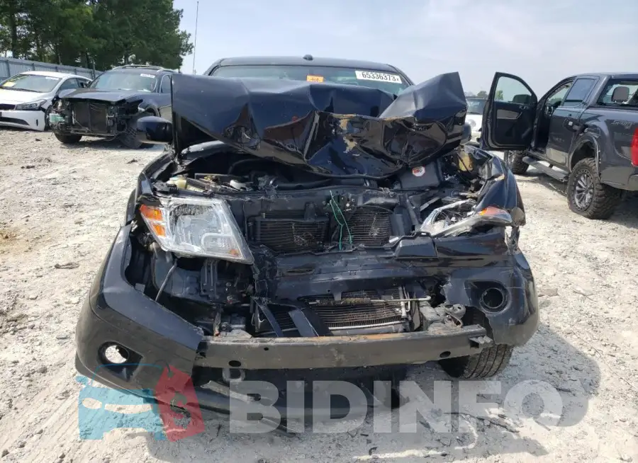 1N6AD0EV9JN731752 Photo# 5