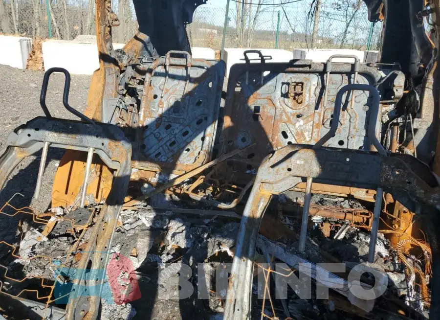5N1BT3CB4PC804367 Photo# 10