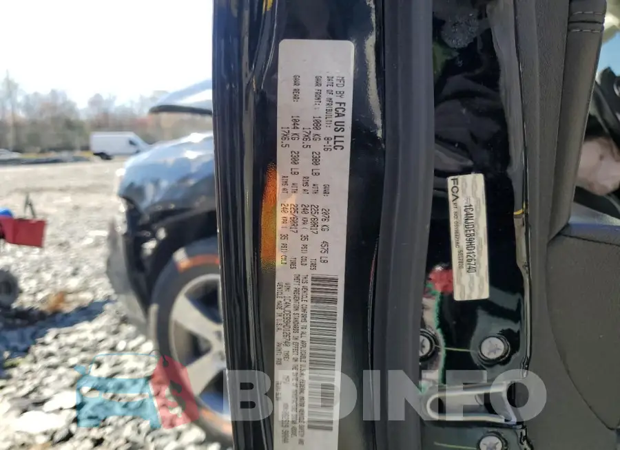 1C4NJDEB9HD126740 Photo# 12