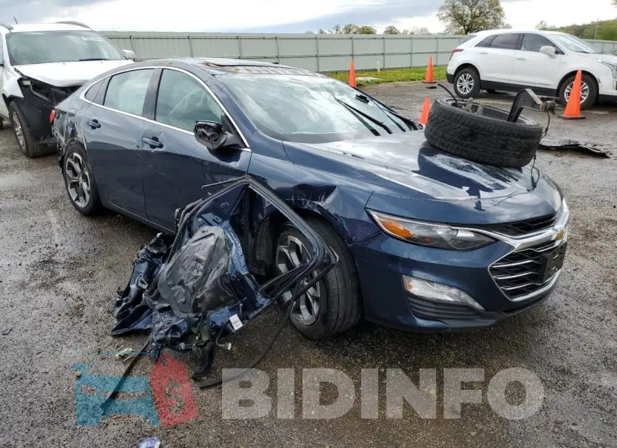 1G1ZD5ST2MF067677 Photo# 4