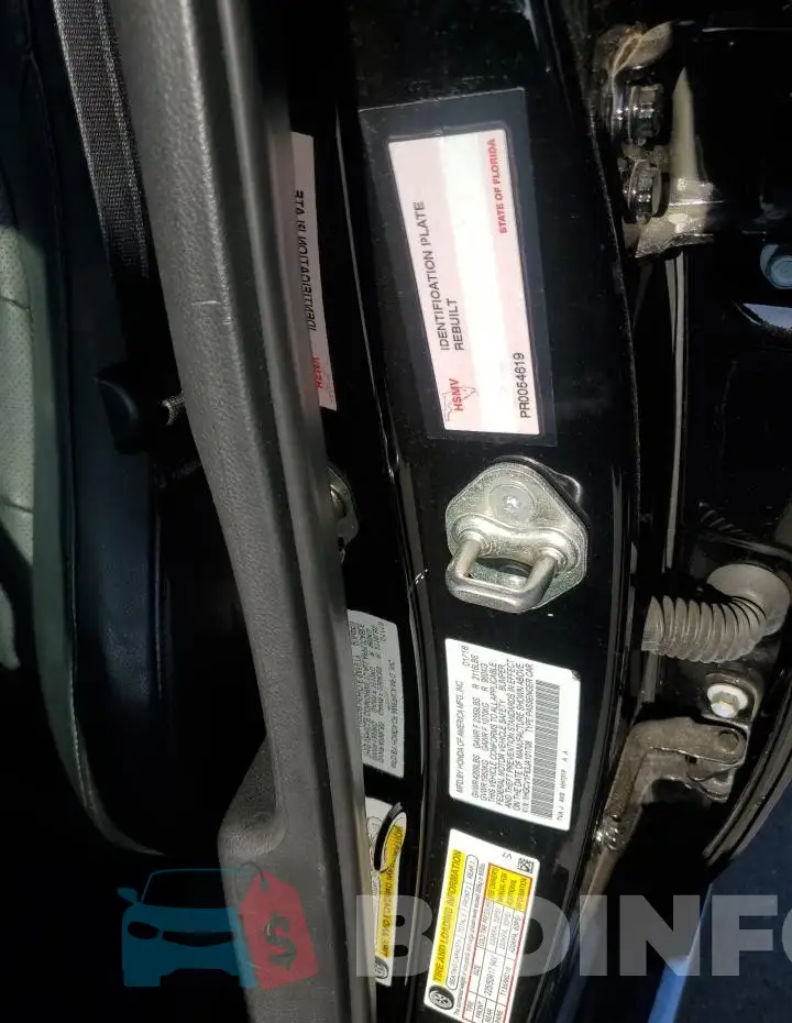 1HGCV1F63JA101708 Photo# 12
