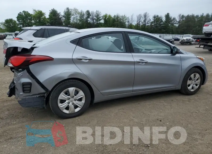 5NPDH4AE8GH689584 Photo# 3