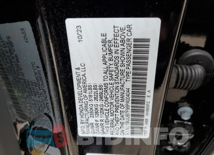 19UUB7F95PA004044 Photo# 12