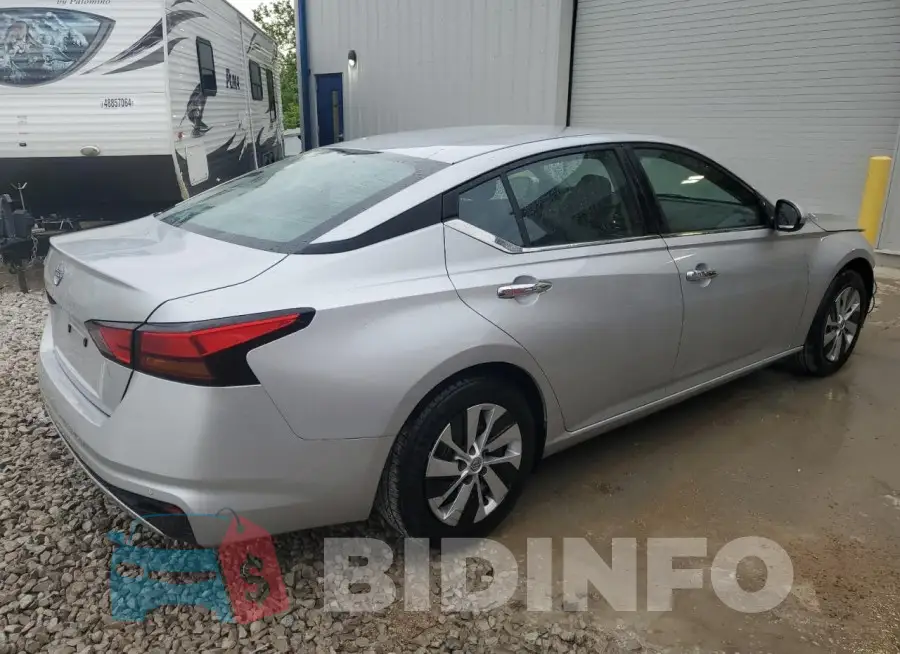 1N4BL4BV2PN350054 Photo# 3