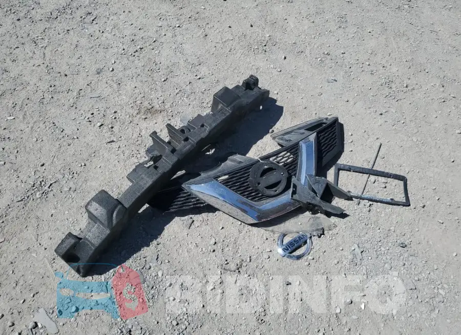 JN8AT2MT2GW029037 Photo# 12