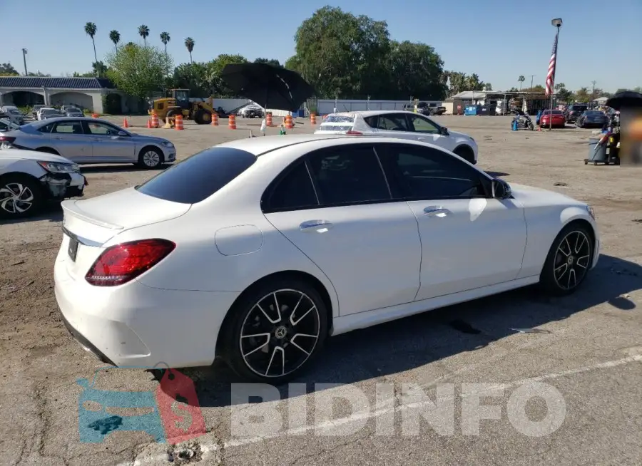 WDDWF8DB2LR526381 Photo# 3
