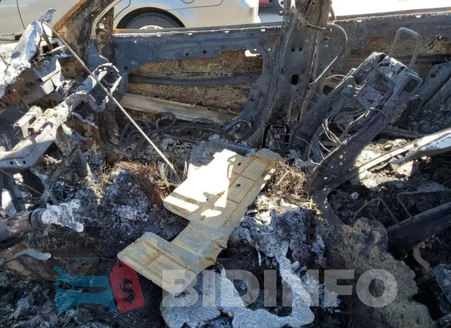 2C3CDXCT5MH671346 Photo# 7