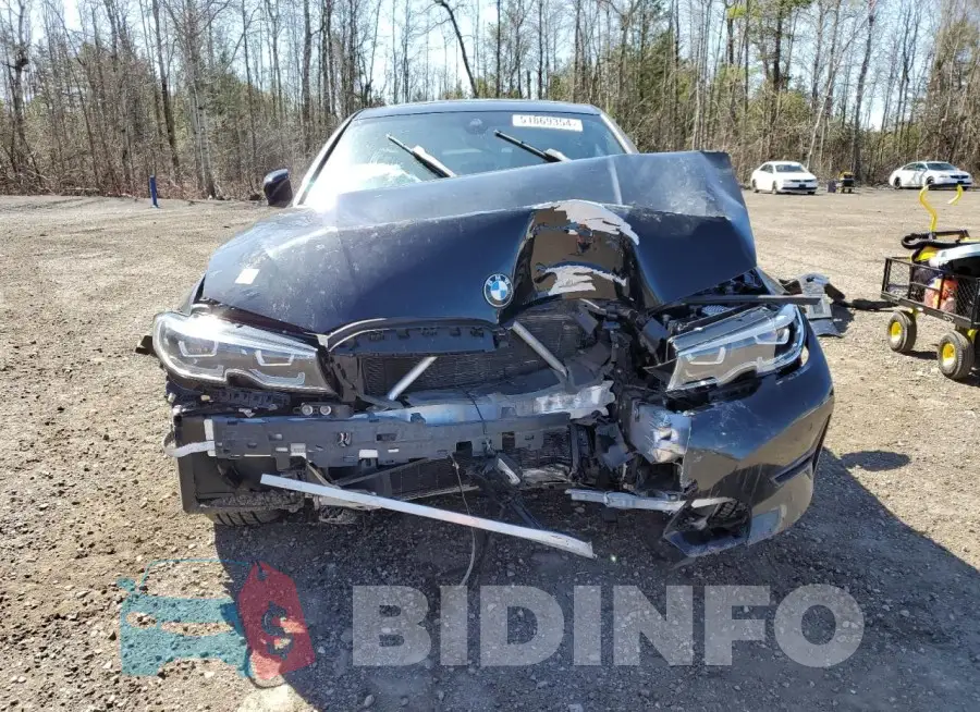 3MW5R7J09M8C10642 Photo# 5