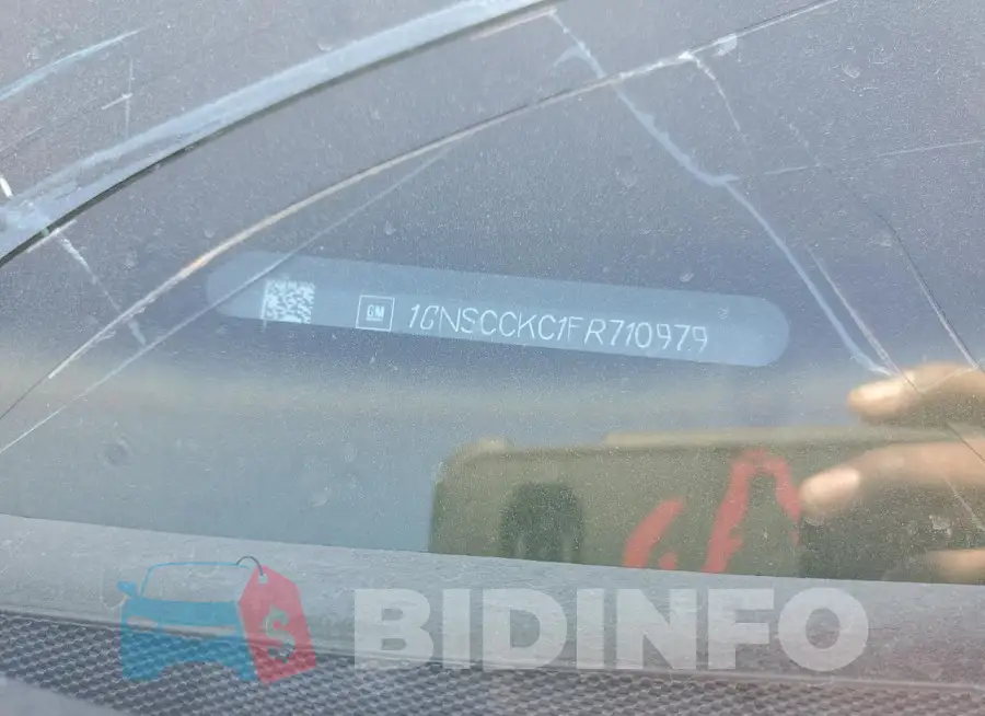 1GNSCCKC1FR710979 Photo# 12