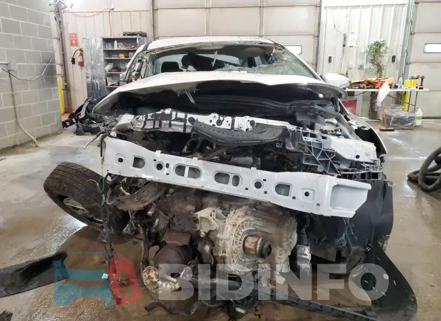 1FADP3F20FL282676 Photo# 5