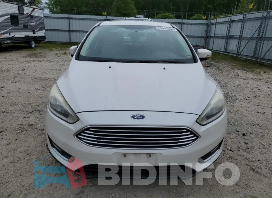 1FADP3J21GL335264 Photo# 5