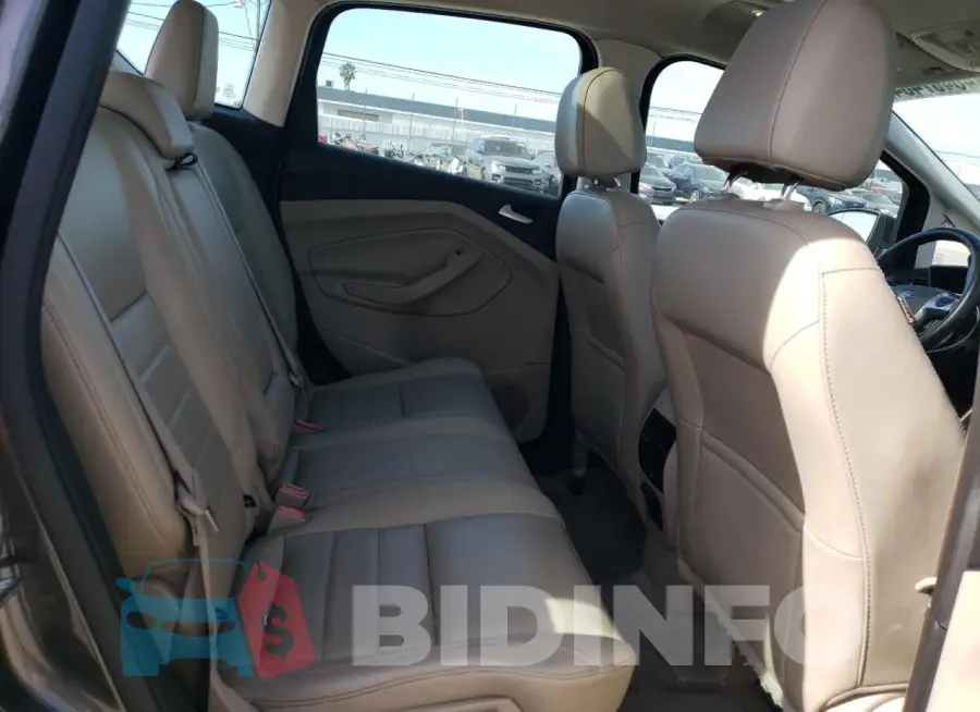 1FADP5CU0FL115641 Photo# 10