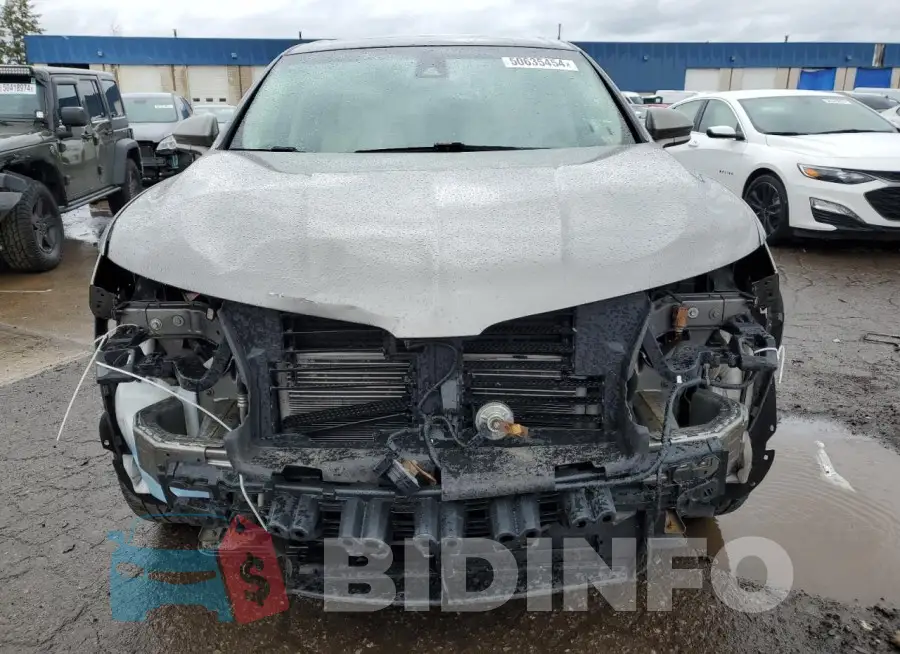 2LMPJ8LR5GBL37857 Photo# 5
