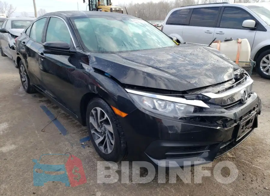 19XFC2F72HE036194 Photo# 4