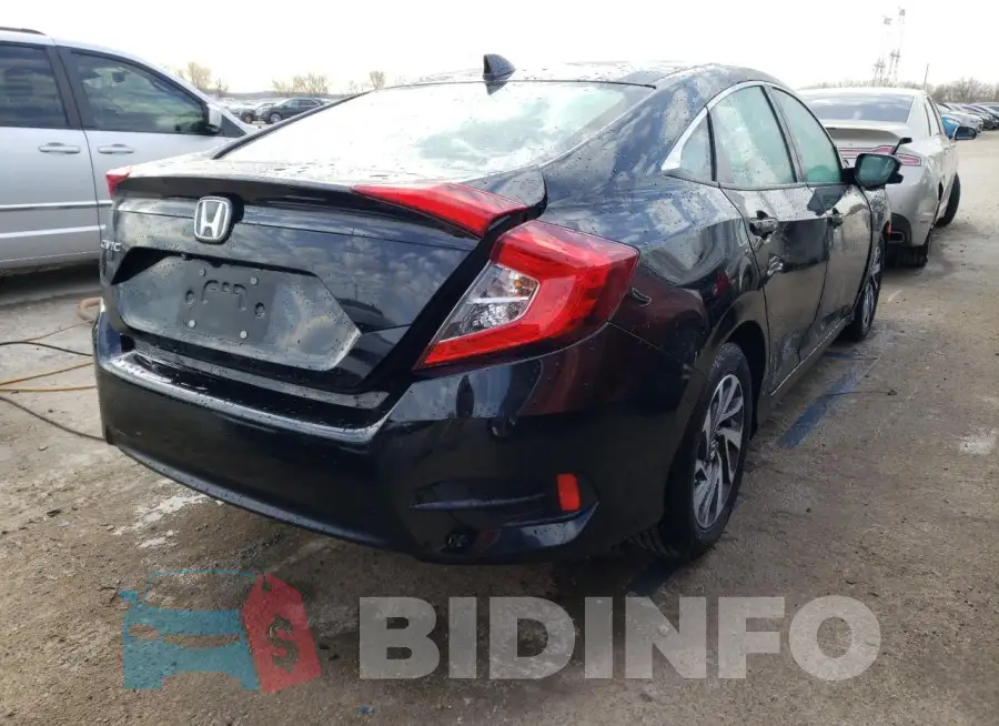 19XFC2F72HE036194 Photo# 3