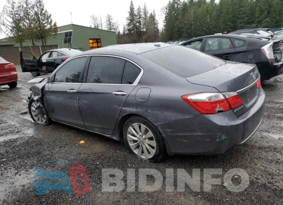 1HGCR2F8XFA107542 Photo# 2