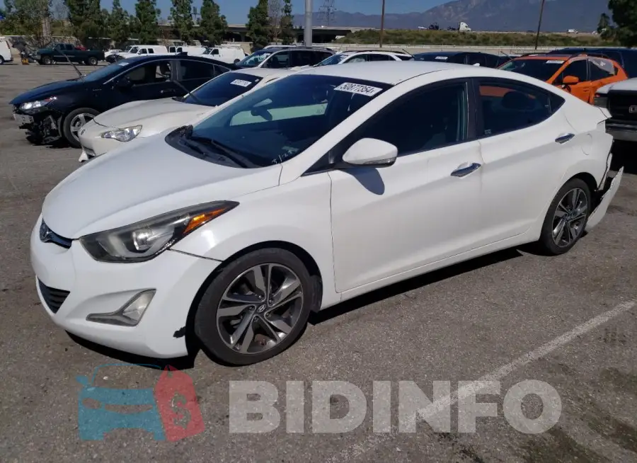 5NPDH4AE8GH672204 Photo# 1