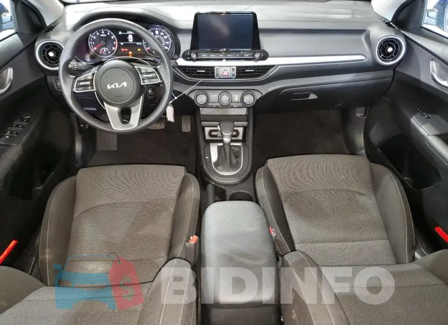 3KPF24AD8PE580502 Photo# 8